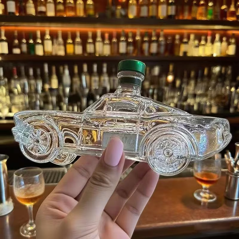 BarBravado™ / Bronco Whiskey Bottle