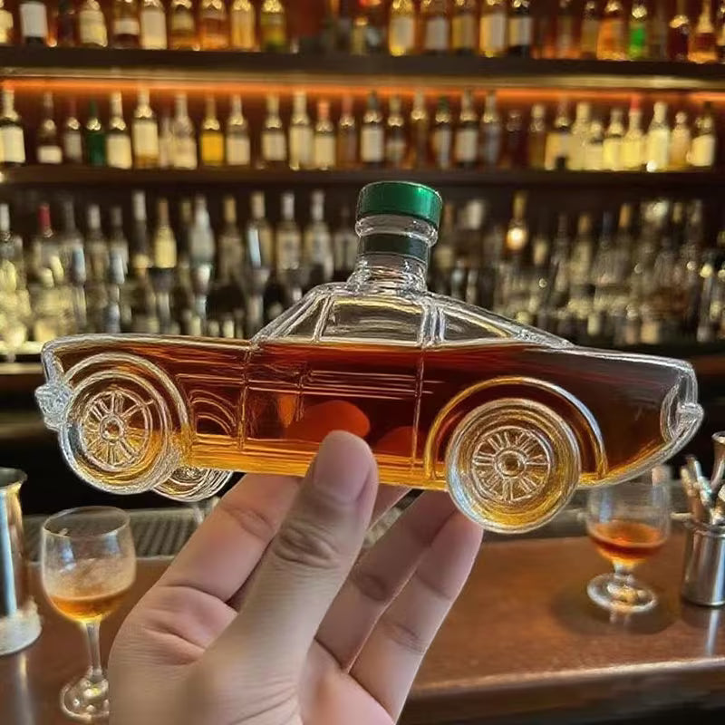 BarBravado™ / Bronco Whiskey Bottle