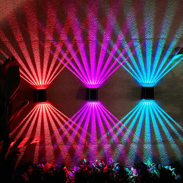 GlowGable™ / Appliques murales solaires extérieures à 4 LED