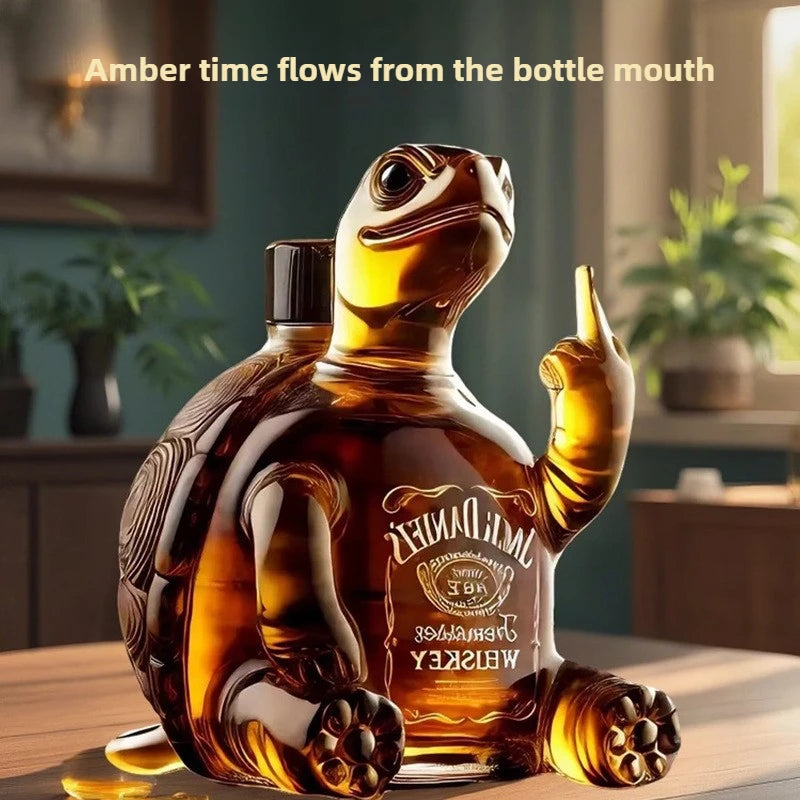SassyShell™ / High Quality Turtle Whiskey Decanter