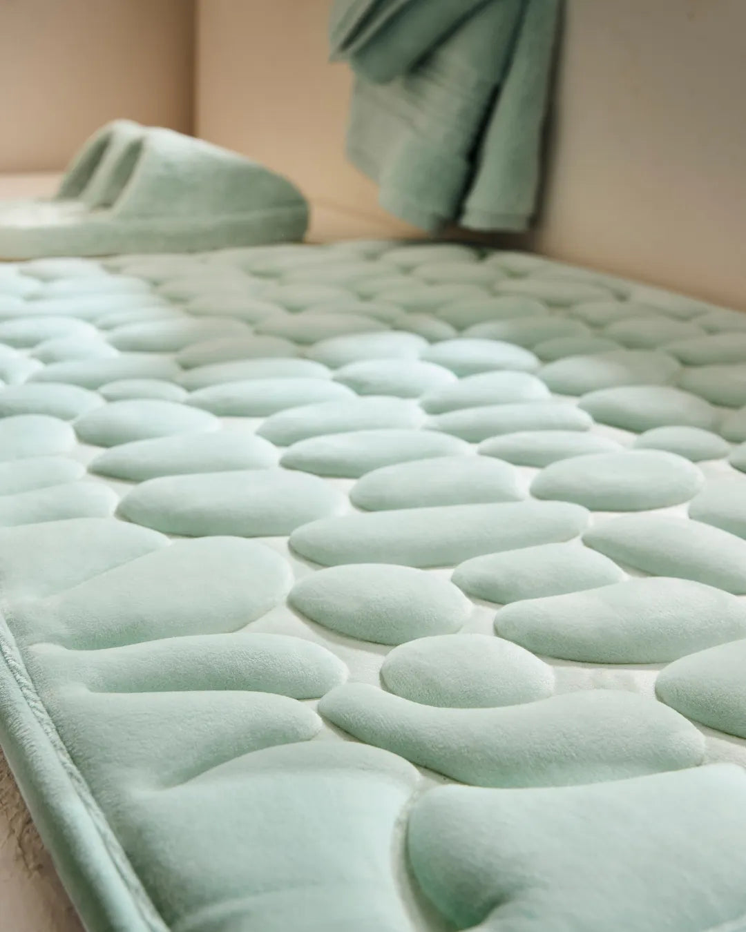 CloudCushion™ / Non-slip, Super Absorbent & Soft Comfort