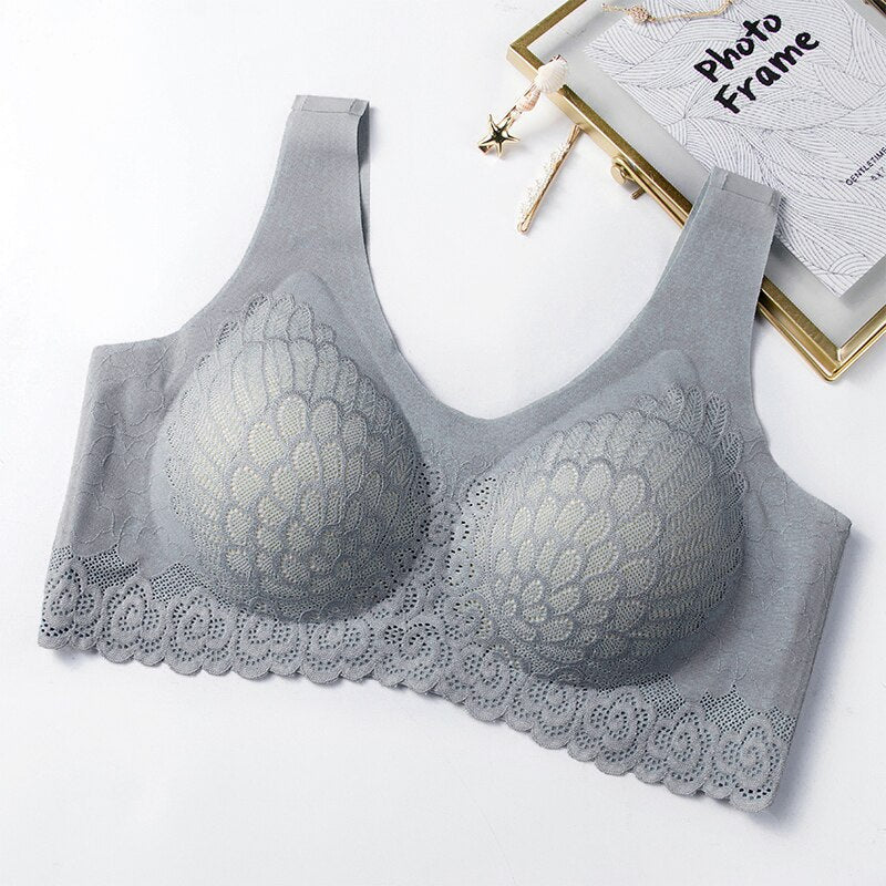 CurveLuxe - Wireless Seamless Latex Bra (Buy 1, Get 1 for FREE)