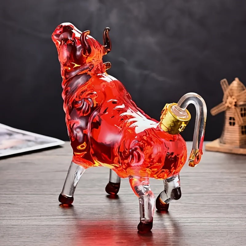 BullBold™ / Bull - Shaped Glass Whiskey Decanter - Lovitzo