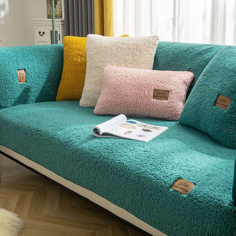 CozyCover™ / Ultra Soft Lamb Cashmere Sofa Cover – Plush Effect & Non - Slip - Lovitzo