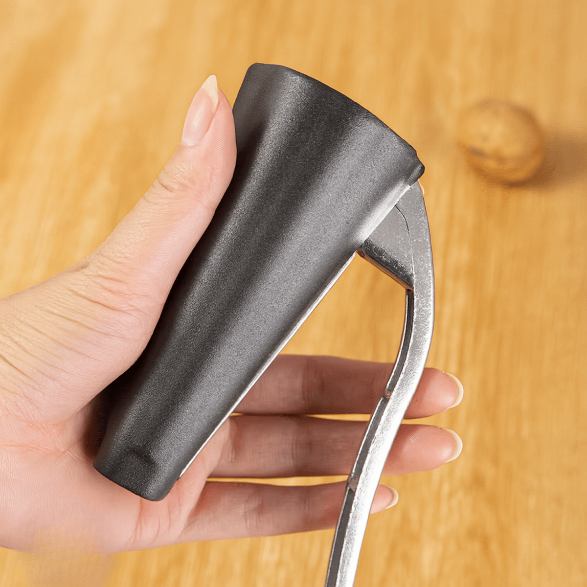 CrackEase – Cracks Every Nut With Minimal Effort - Lovitzo