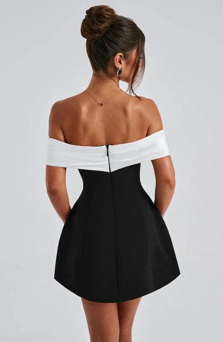 Elvaris - Backless Bow Mini Dress - Lovitzo