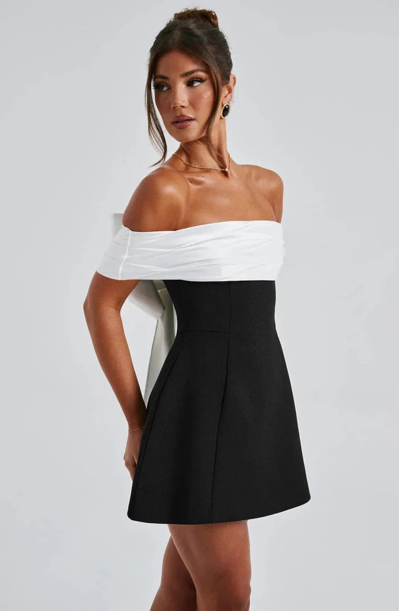 Elvaris - Backless Bow Mini Dress - Lovitzo