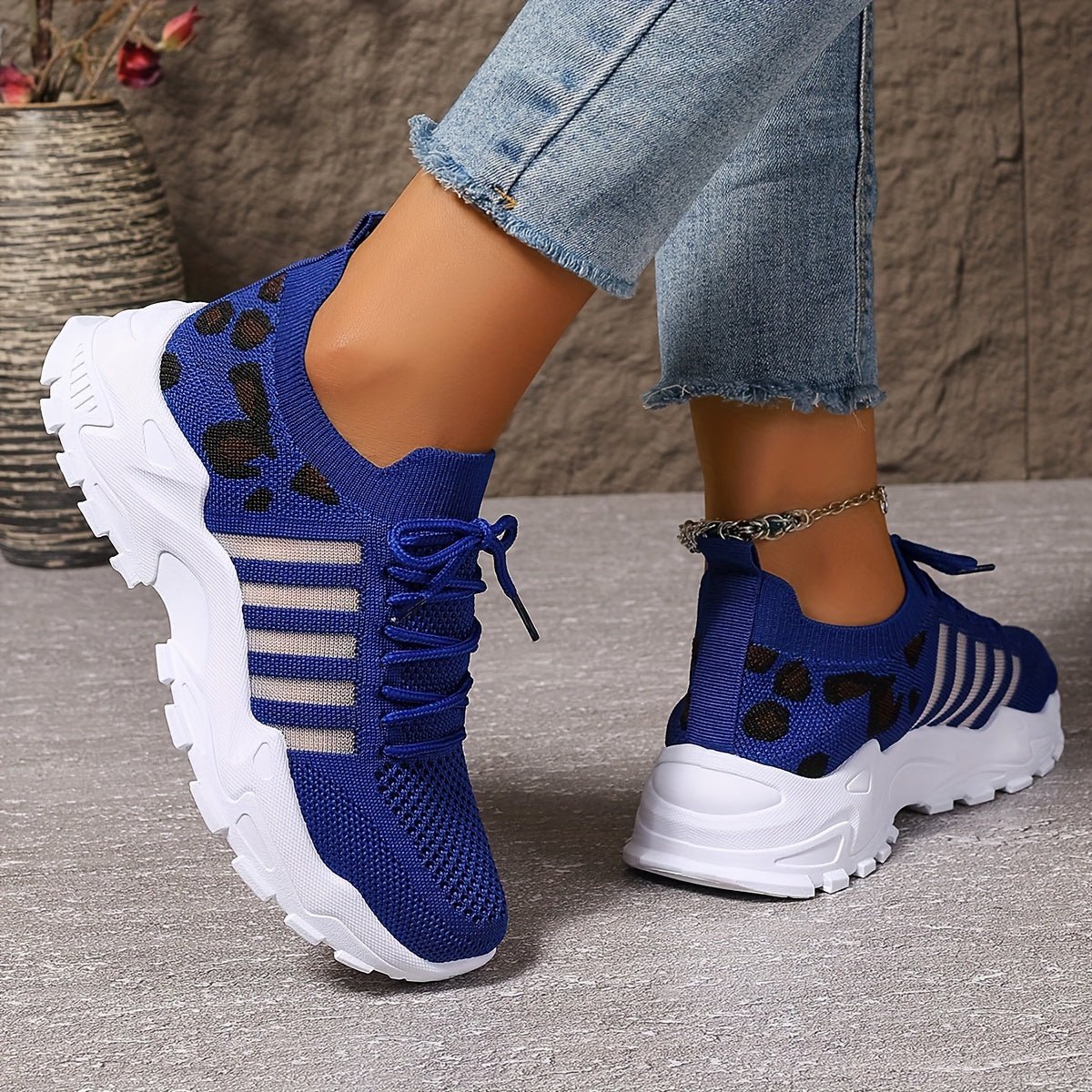 FlexiStride™ – Comfortable Orthopedic Sneakers for Women - Lovitzo