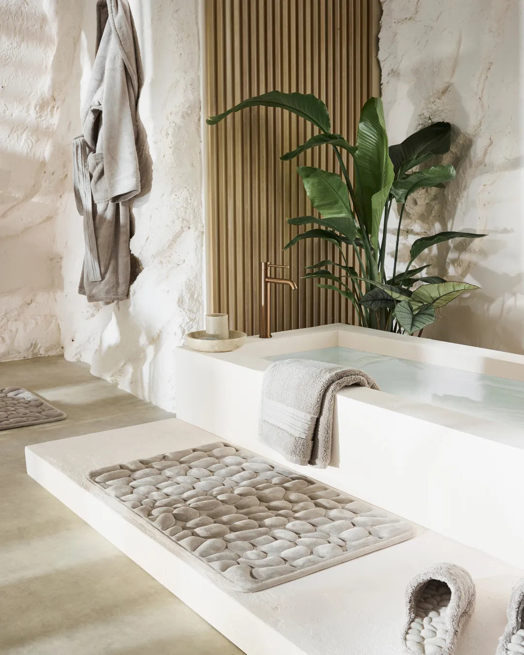 CloudCushion™ / Non-slip, Super Absorbent & Soft Comfort