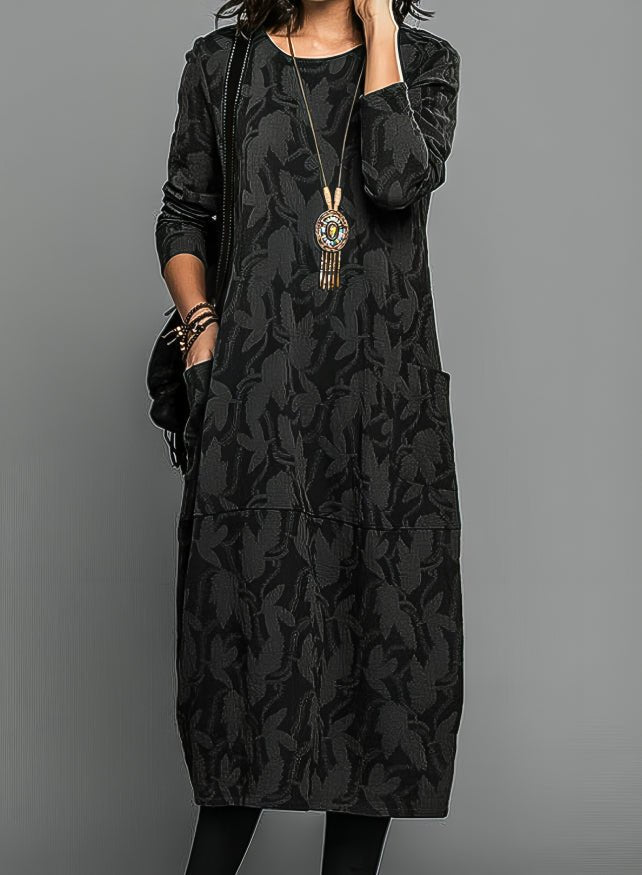 Luxurious winter dress with print - Lovitzo