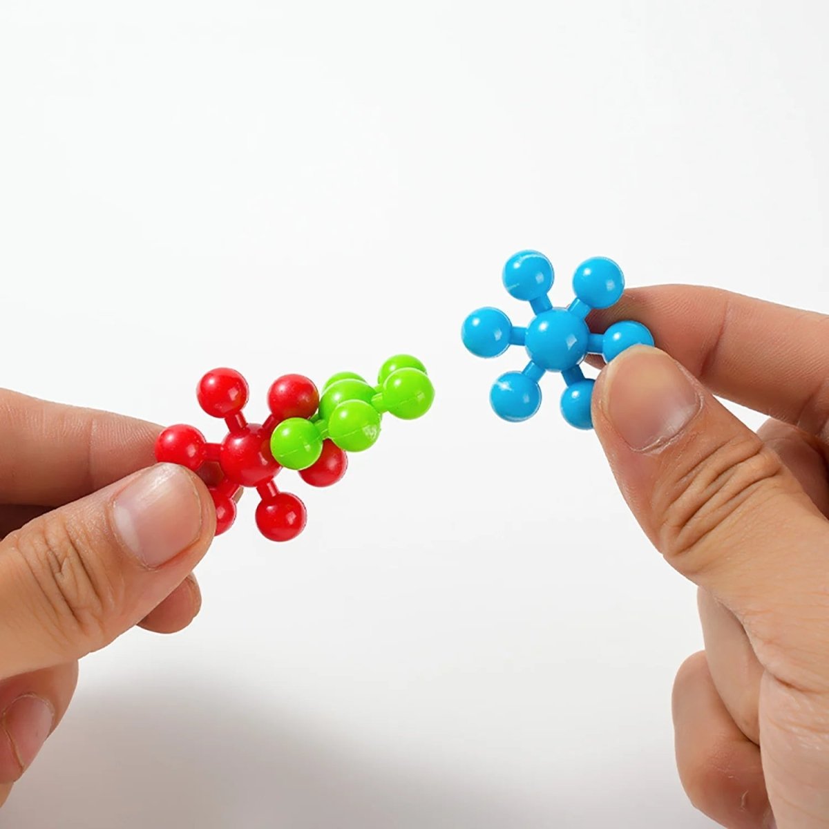 Montessori Snowflake Building Blocks - Lovitzo