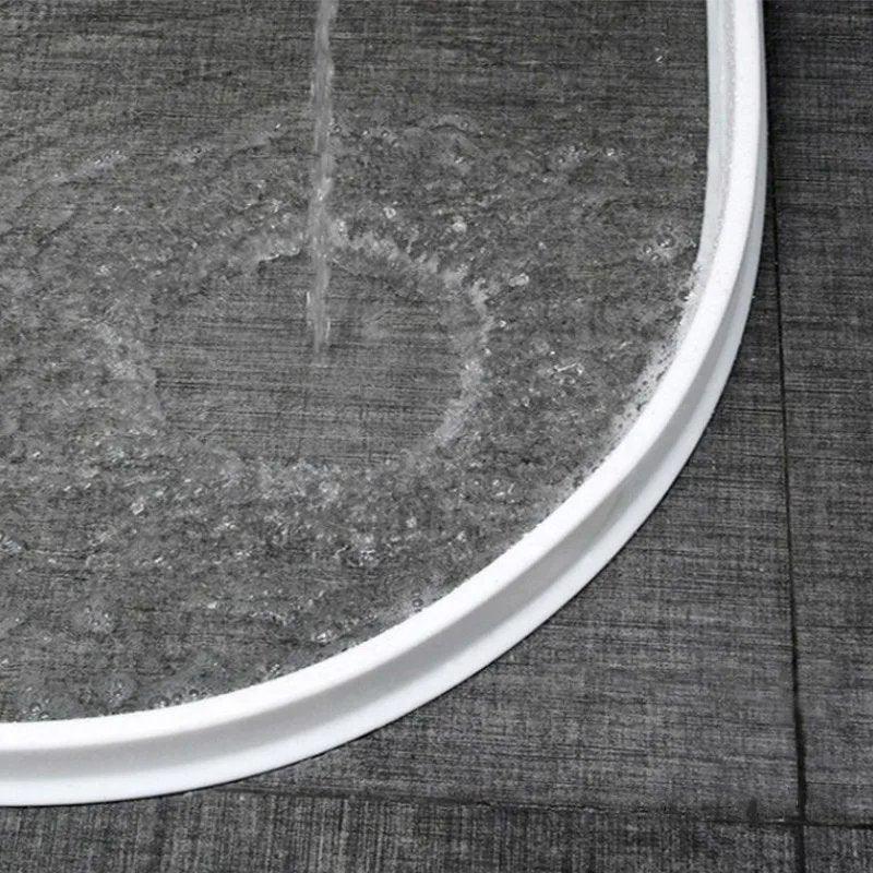 SplashStop™ / Flexible water retention barrier for shower – Easy installation - Lovitzo